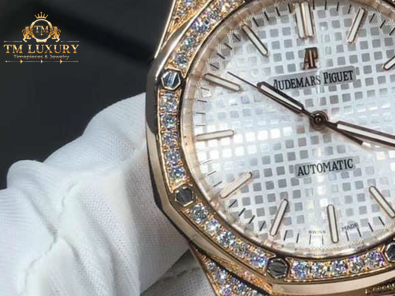 AUDEMARS PIAGET ROYAL OAK VÀNG KHỐI 18K KIM CƯƠNG