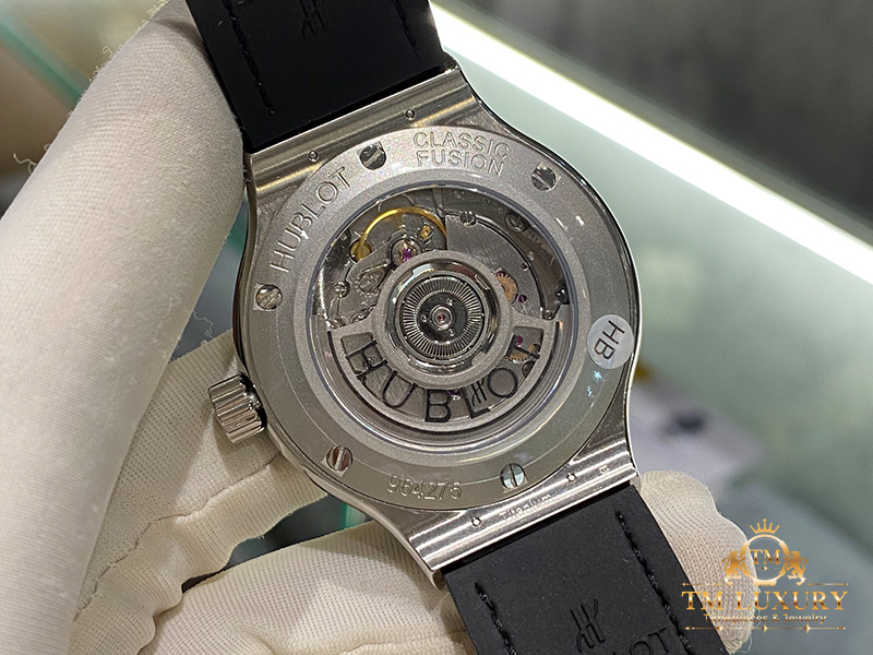 hublot-classic-fusion-grey-lady-diamond-04