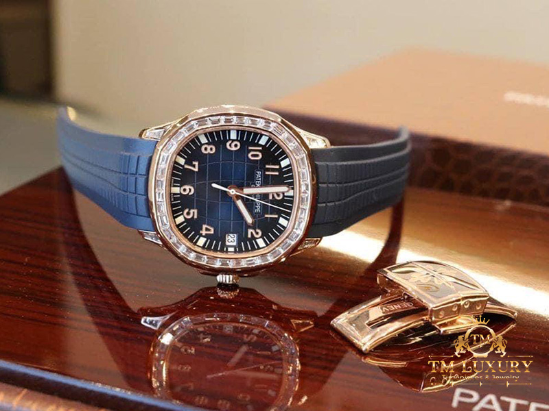 PATEK PHILIPPE AQUANAUT 5167/300R-010 VÀNG KHỐI 18K KIM CƯƠNG THIÊN NHIÊN