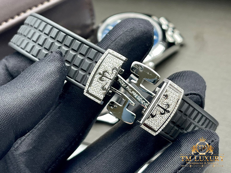 patek-philippe-aquanaut-full-diamonds-06