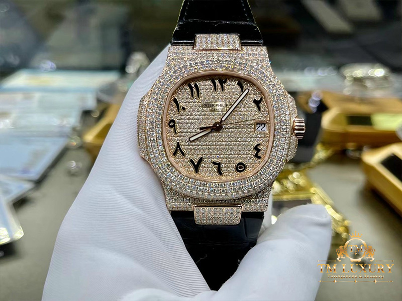Patek Philippe Nautilus 5711R-001 Rose Gold 18k Full Diamond 