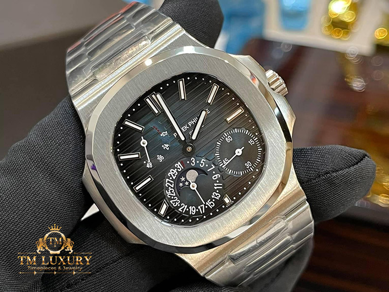 PATEK PHILIPPE NAUTINUS 5711/1A-001 REPLICA 1:1 