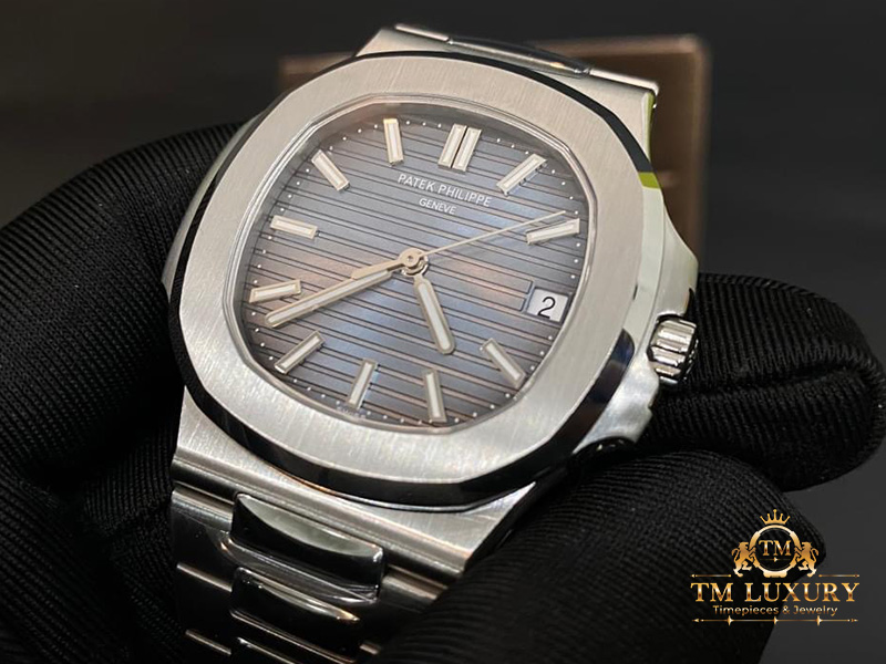 PATEK PHILIPPE NAUTILUS 5711/1A-010 VÀNG TRẮNG 18K 