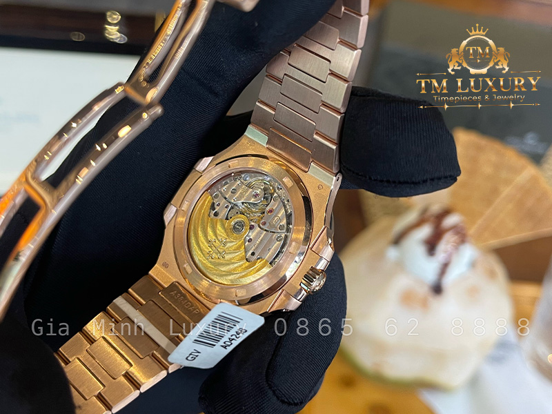 đồng hồ Patek Philippe Nautilus 5723/112R-001