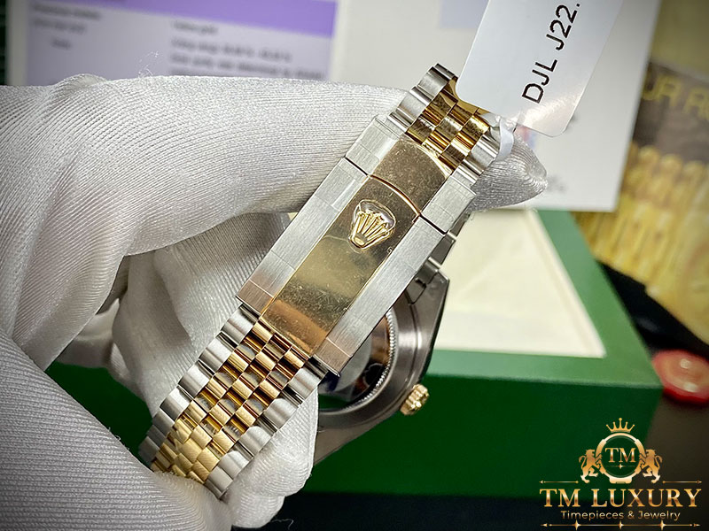 Đồng Hồ Rolex Date Just 126334 Champagne 41 mm