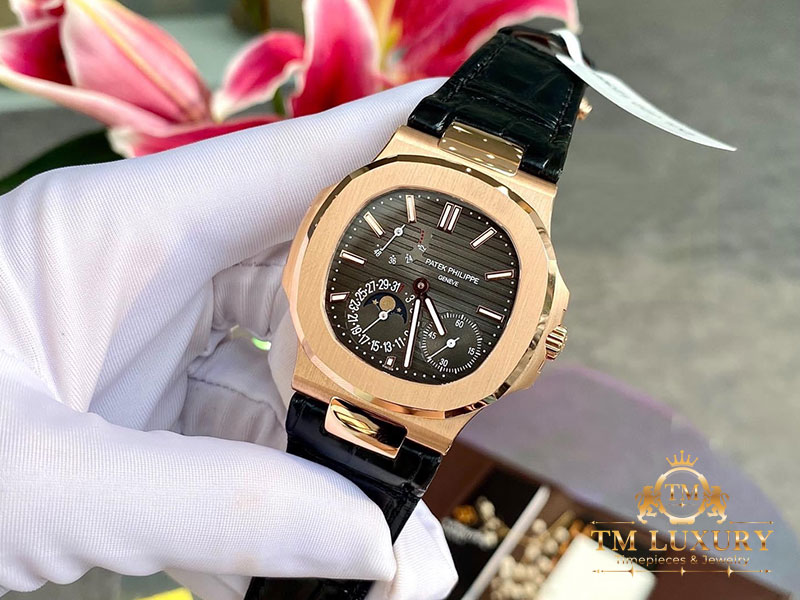 Patek Philippe Nautilus 5712r vàng khối 18k chế tác