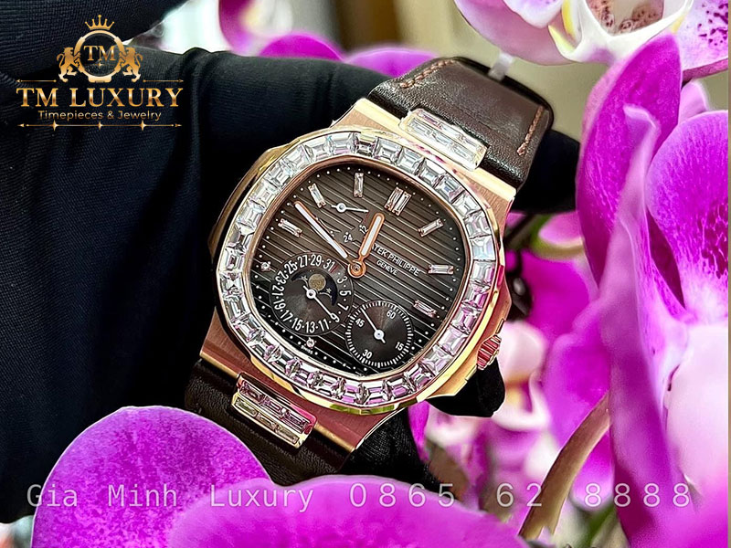 Đồng Hồ Patek Philippe Nautilus 5724r