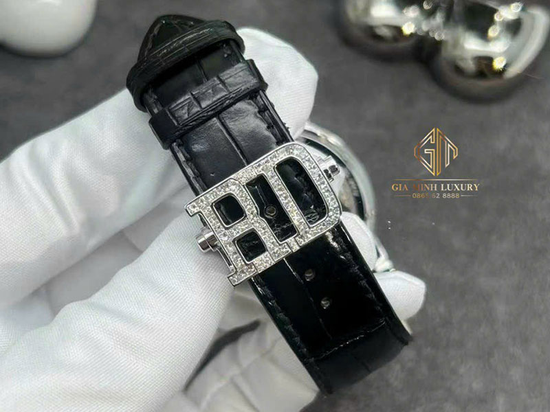 dong-ho-roger-dubuis-toubillon-vang-khoi-kim-cuong-03