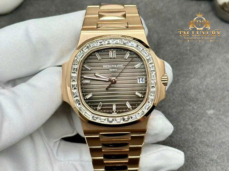 Patek Philippe Nautilus 5723/1R-001 Rose Gold Baguette Diamonds